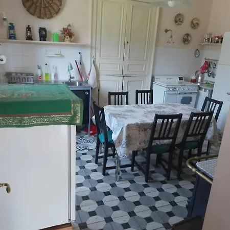 Apartamento In Casa D Epoca